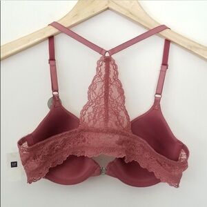 GAP Body Lace Racerback T Shirt Bra